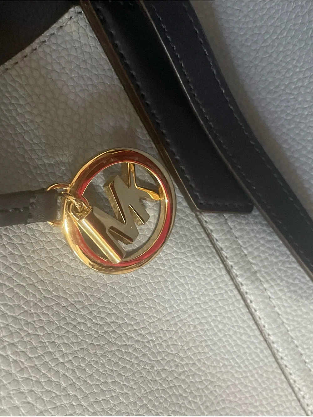 Michael Kors spacious powder